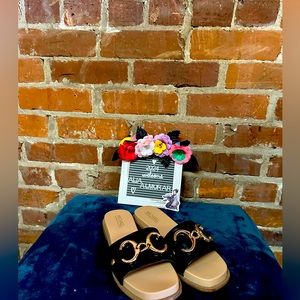 MICHAEL BY MICHAEL SHANNON
WOMENS JADE SLIDE SANDAL